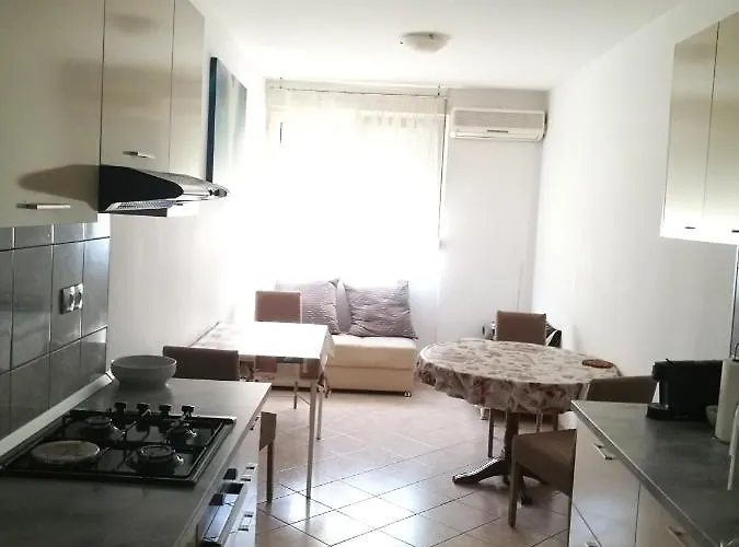 And Cozy Two Single Bed Split