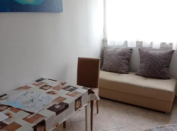 And Cozy Two Single Bed *