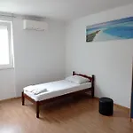 And Cozy Two Single Bed Проживание в семье Сплит